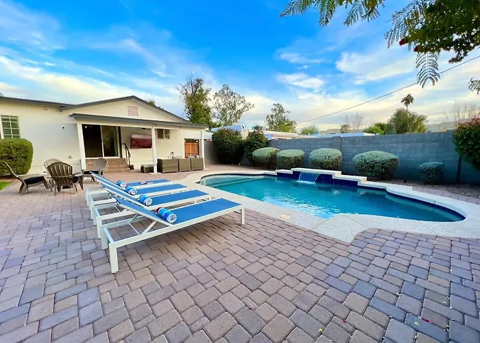 Casa Gia- Quiet Luxury Biltmore Area - Heated Pool Сasa de vacaciones